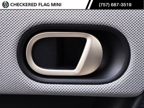 Used 2025 MINI Cooper S image 17