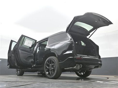 New 2026 Chevrolet Traverse RS image 59