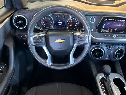 Used 2021 Chevrolet Blazer LT FWD image 14