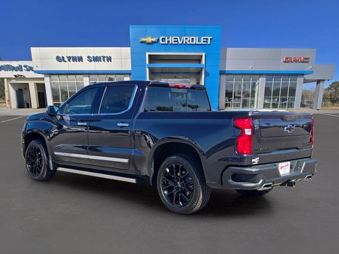 Used 2023 Chevrolet Silverado 1500 High Country w/ High Country Premium Package image 11