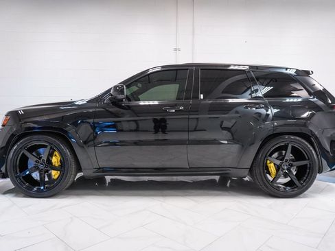 Used 2018 Jeep Grand Cherokee Trackhawk w/ Trailer Tow Group IV AWD/4WD image 32