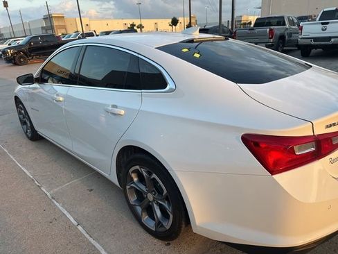 Used 2024 Chevrolet Malibu LT FWD image 4