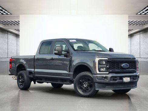 Used 2024 Ford F250 XL w/ STX Appearance Package AWD/4WD image 2