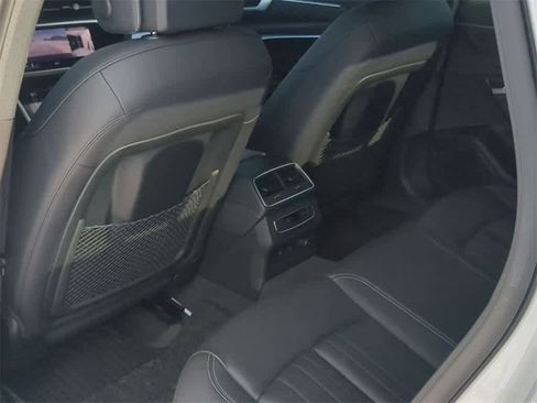 Used 2021 Audi A6 2.0T Premium w/ Convenience Package image 10