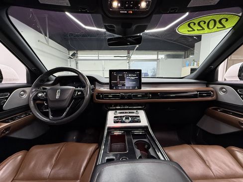 Used 2022 Lincoln Aviator Reserve w/ Equipment Group 201A image 15