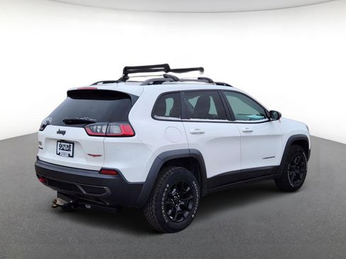 Used 2019 Jeep Cherokee Trailhawk w/ Cold Weather Group image 3