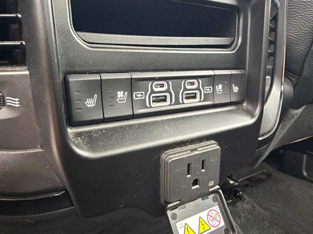Used 2023 RAM 1500 Limited AWD/4WD image 11