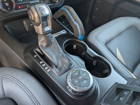 Used 2023 Ford Bronco Black Diamond image 30