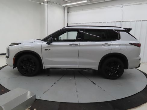 New 2026 Mitsubishi Outlander SEL AWD/4WD image 6