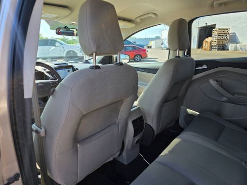 Used 2018 Ford Escape SE w/ SE Sync 3 Package AWD/4WD image 19