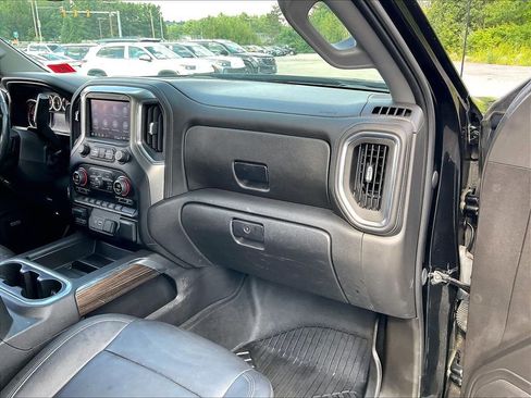 Used 2021 Chevrolet Silverado 1500 LT Trail Boss w/ Convenience Package II AWD/4WD image 12