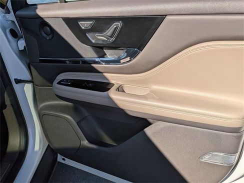 Used 2020 Lincoln Corsair Reserve image 36