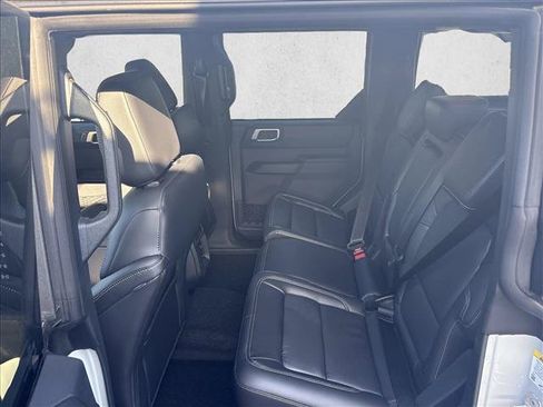 New 2026 Ford Bronco Outer Banks AWD/4WD image 18