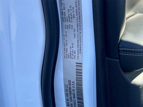 Used 2024 Jeep Grand Cherokee Limited 4xe image 37