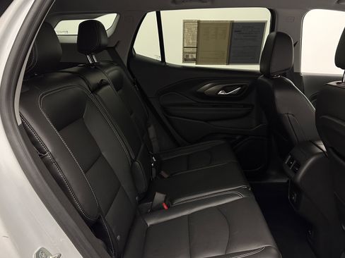Used 2022 GMC Terrain SLT AWD/4WD image 35