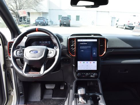 Used 2025 Ford Ranger Raptor image 32