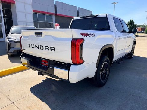 Used 2024 Toyota Tundra SR5 w/ TRD Off-Road Package AWD/4WD image 4