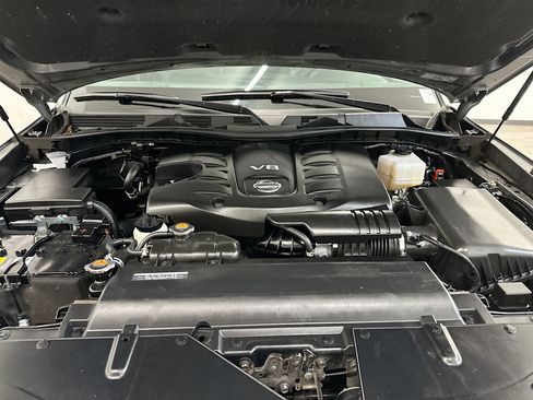 Used 2024 Nissan Armada SL image 37