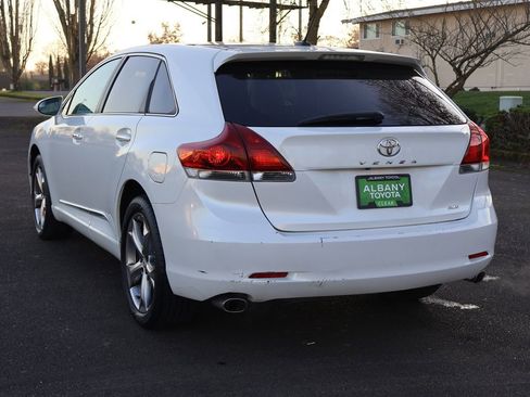 Used 2013 Toyota Venza XLE image 4