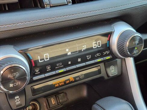 Used 2022 Toyota RAV4 XLE w/ Convenience Package FWD image 13