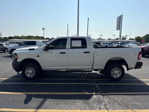 Used 2023 RAM 2500 Tradesman AWD/4WD image 6
