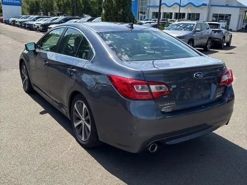 Used 2016 Subaru Legacy 2.5i Limited AWD/4WD image 5