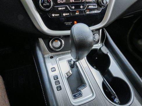 Used 2015 Nissan Murano S w/ Navigation Package AWD/4WD image 26
