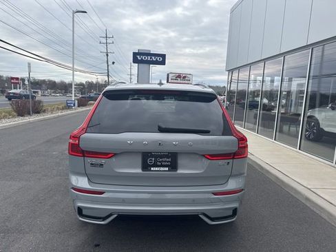 Certified 2025 Volvo XC60 B5 Plus image 4