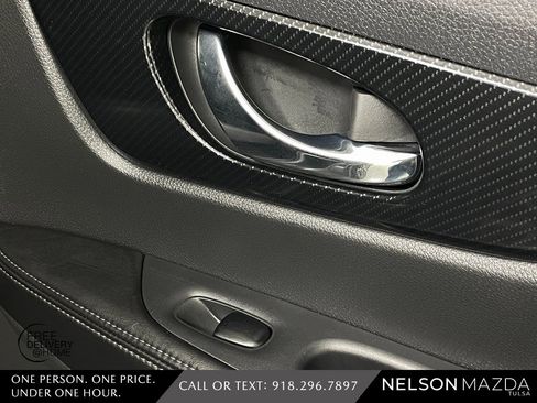 Used 2019 Nissan Rogue SL image 39