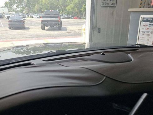 Used 2016 Cadillac Escalade ESV Platinum AWD/4WD image 33