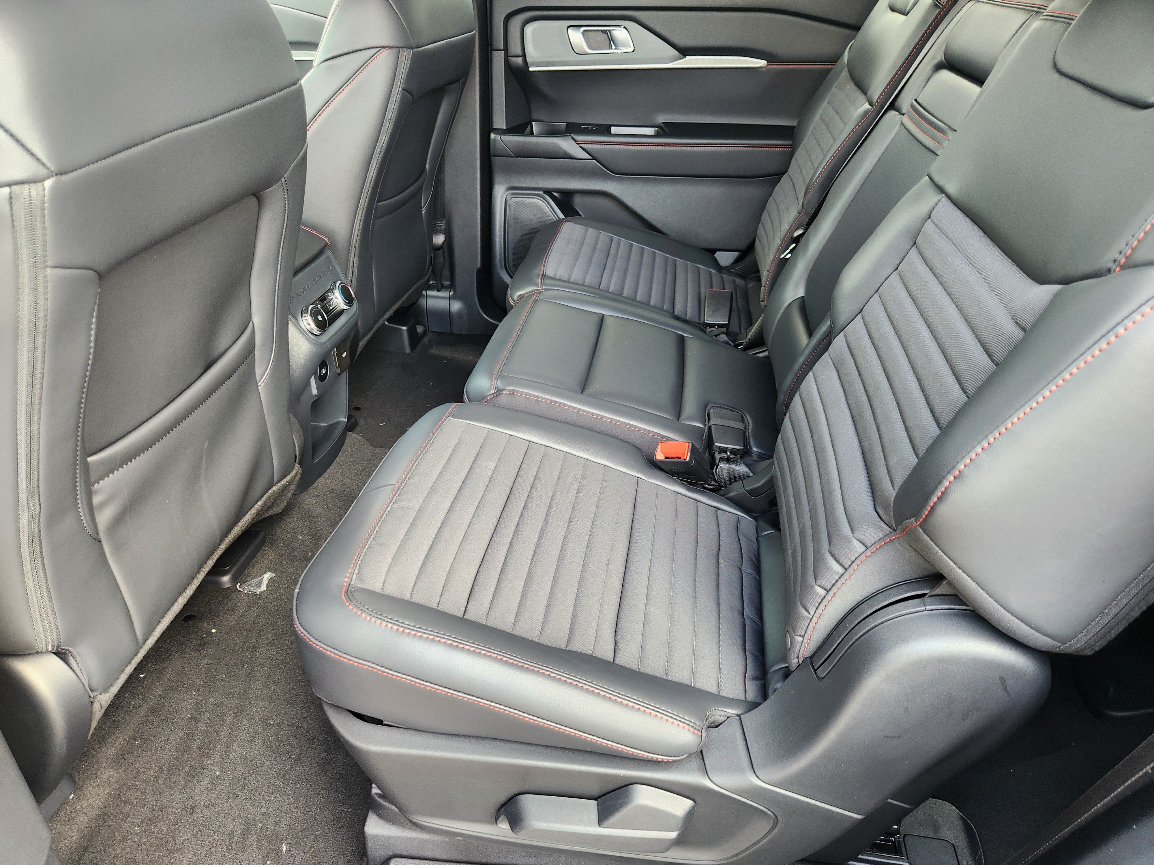 New 2026 Ford Explorer ST-Line RWD image 19