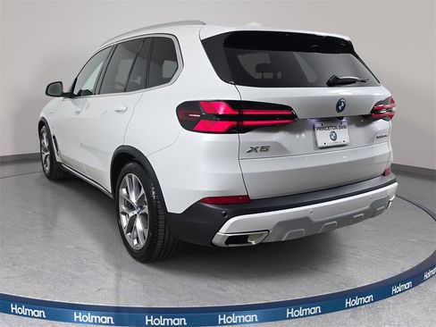 Used 2025 BMW X5 xDrive50e w/ Executive Package image 8