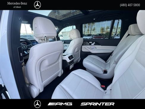 New 2026 Mercedes-Benz GLS 580 4MATIC image 20