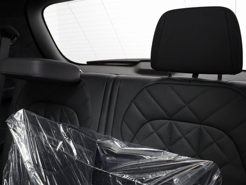 New 2026 BMW X7 xDrive40i w/ M Sport Package image 15