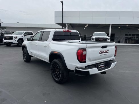 New 2026 GMC Canyon Elevation image 7