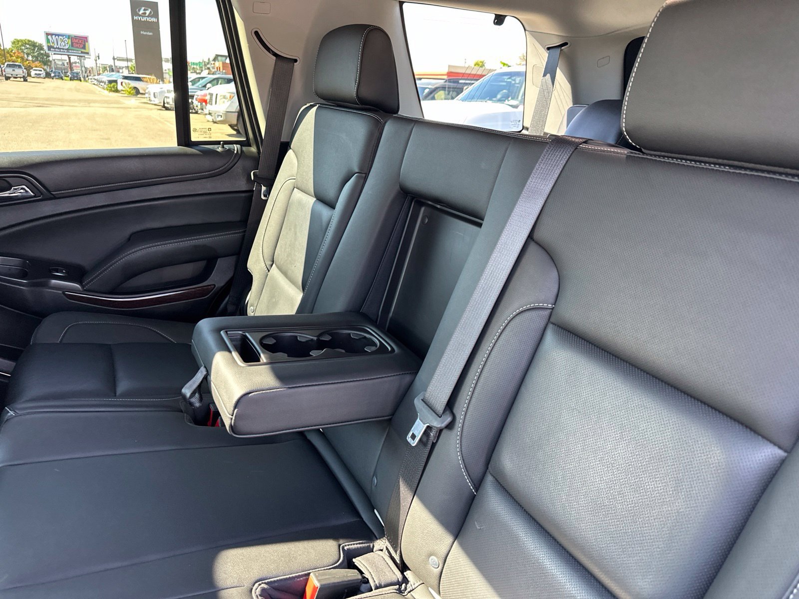 Used 2018 GMC Yukon SLT w/ Open Road Package AWD/4WD image 24