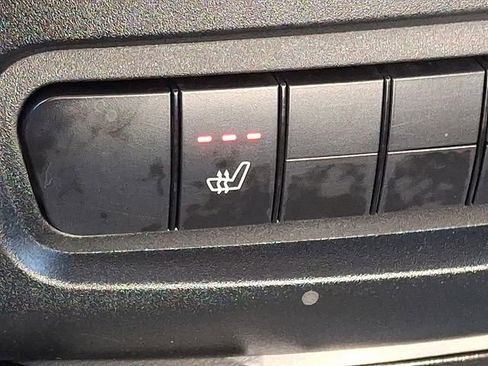 Used 2014 Freightliner Sprinter 2500 image 23