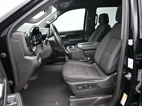 Used 2023 Chevrolet Silverado 1500 LT w/ Protection Package AWD/4WD image 39
