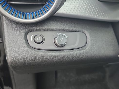 New 2026 Chevrolet Trax LS w/ LS Convenience Package image 25