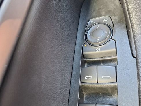 Used 2025 Chevrolet Blazer LT FWD image 16