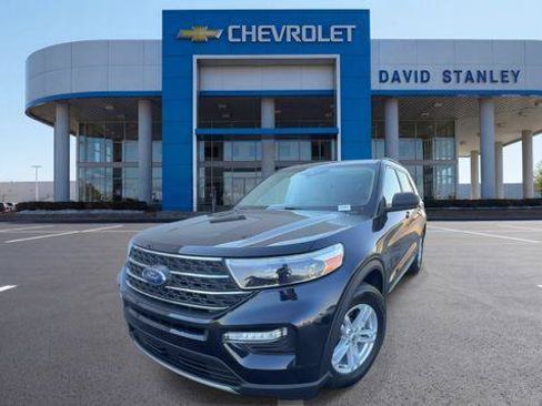 Used 2022 Ford Explorer XLT w/ Equipment Group 202A RWD image 4