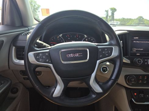 Used 2021 GMC Terrain SLT w/ LPO, Floor Liner Package FWD image 28