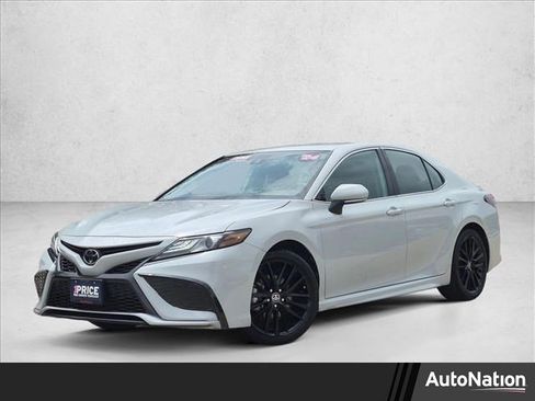 Used 2024 Toyota Camry XSE FWD image 1
