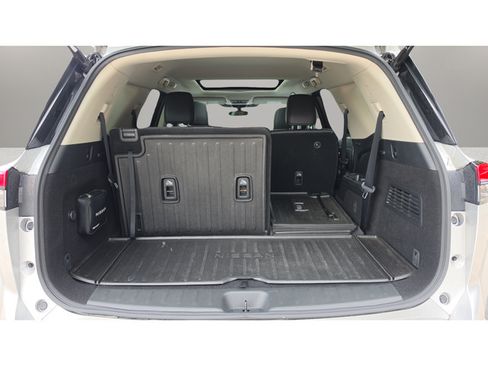 Used 2023 Nissan Pathfinder SL w/ SL Premium Package AWD/4WD image 44