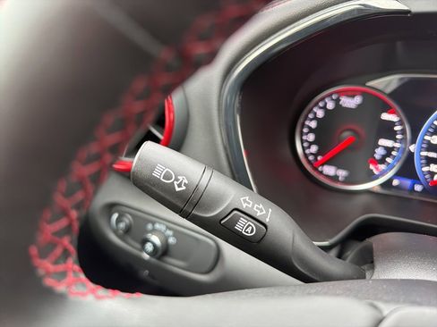 Used 2023 Chevrolet Blazer RS image 35