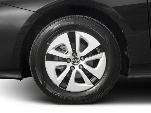 Used 2016 Toyota Prius Four Touring FWD image 14