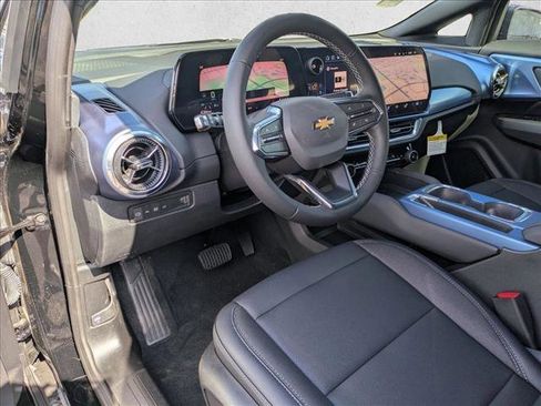 New 2026 Chevrolet Equinox EV LT image 3