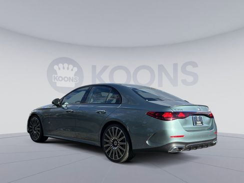 New 2026 Mercedes-Benz E 450 4MATIC Sedan image 4