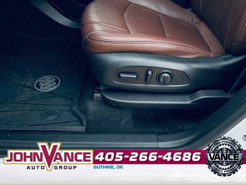 Used 2018 Buick Enclave Avenir w/ Avenir Technology Package image 21