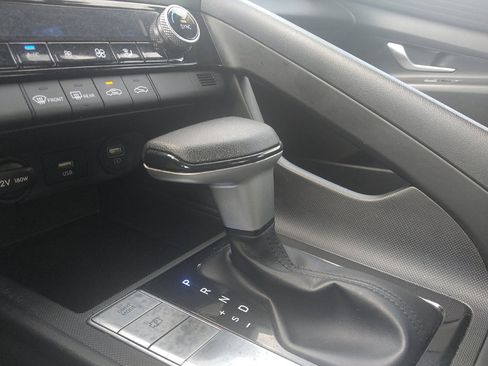 Used 2023 Hyundai Elantra SEL FWD image 26